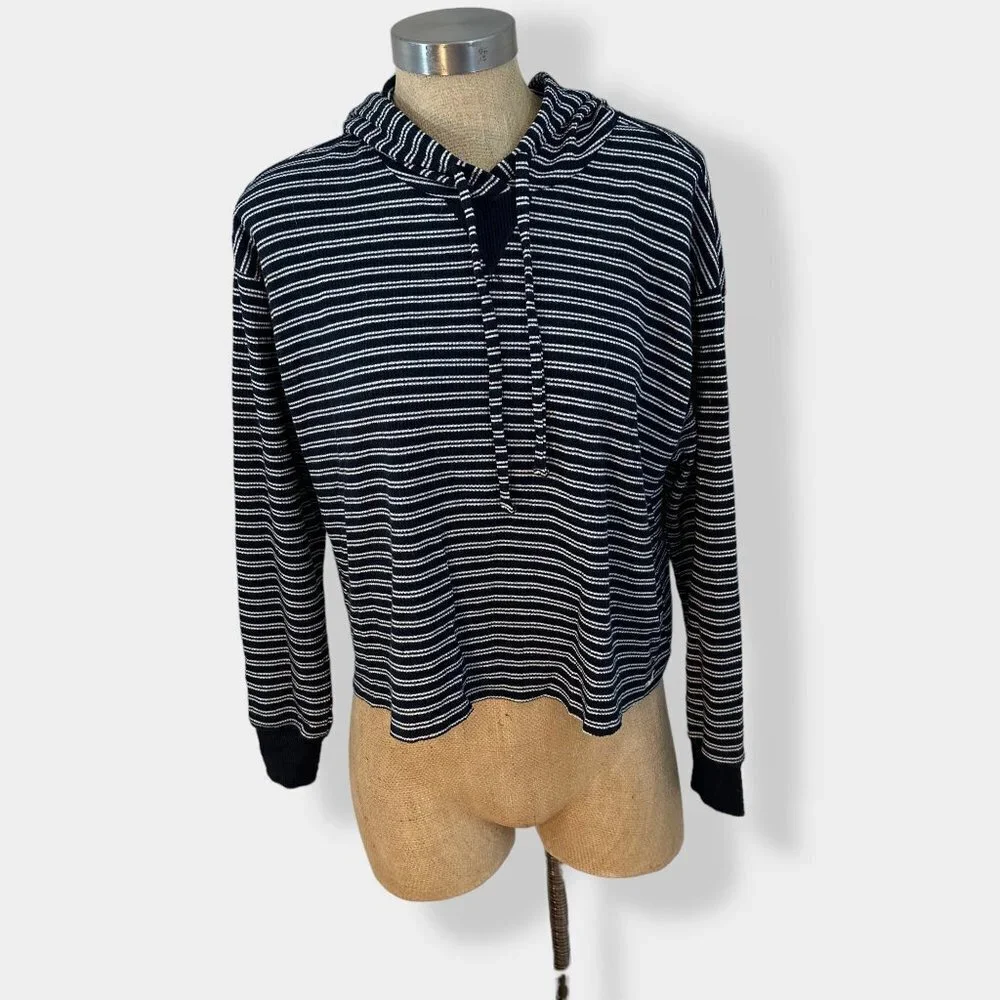 Hollister Must Have Collection Striped Hooded Top‎ XS